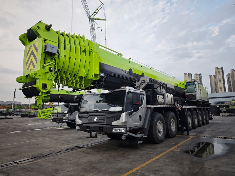 Geize Transportes Visita a Zoomlion na China e Assina Contrato de Guindaste de 700 Toneladas